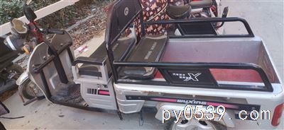 敞篷電動三輪車